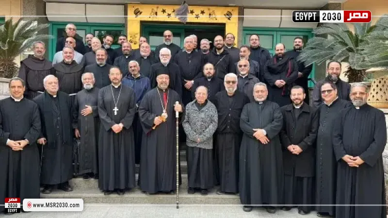 البطريرك الأنبا إبراهيم إسحق يترأس اللقاء الدوري لكهنة الإيبارشيّة البطريركية