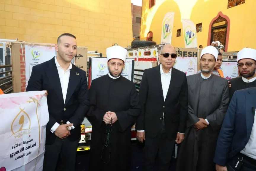 وزير الأوقاف ومحافظ المنيا يشهدان افتتاح مسجد الشيخ محمد دوداي ويتفقدان قوافل الخير