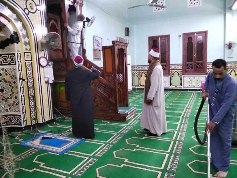 الأوقاف تجدد حملة النظافة الشاملة بالمساجد لاستقبال المعتكفين