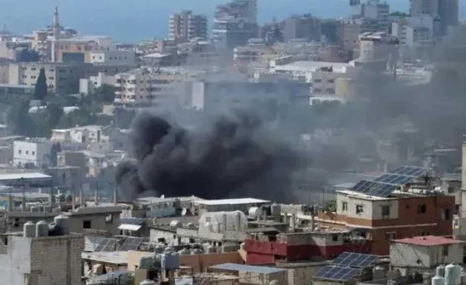 لبنان.. غارتان إسرائيليتان على مخيم عين الحلوة للاجئين الفلسطينيين