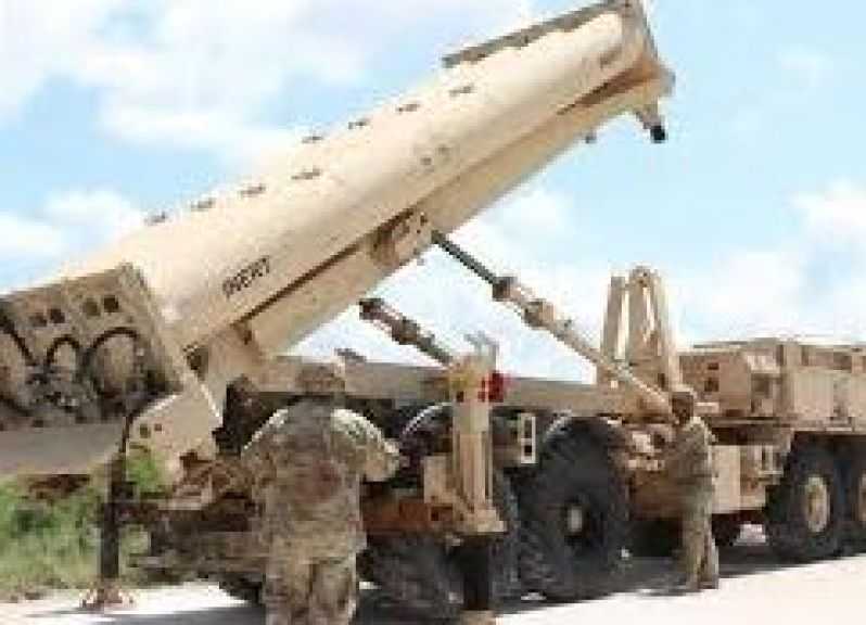 الدفاعات السعودية تصدت لعدة مسيرات وصواريخ باليستية على مناطق مختلفة في المملكة