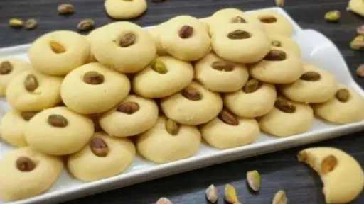 طريقة عمل الغريبة الهشة في المنزل