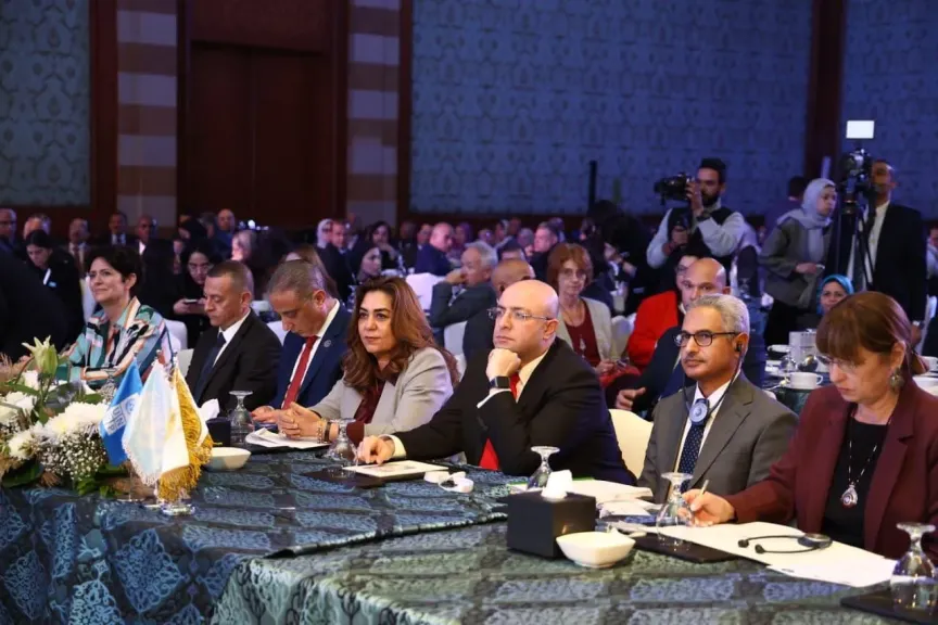 الدكتورة منال عوض وزيرة التنمية المحلية والبيئة خلال المؤتمر