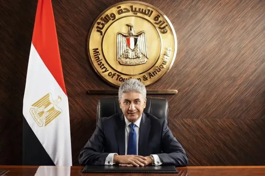 وزير السياحة