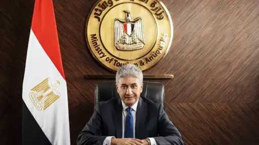 وزير السياحة يناقش مع نظيره الإيطالي زيادة التدفقات السياحية إلى مصر