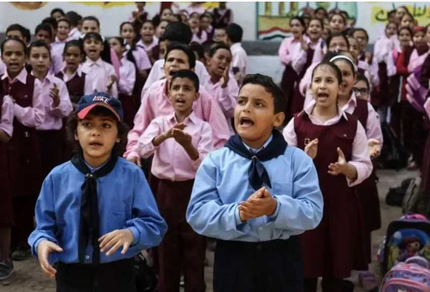 التعليم تنفي تعليق الدراسة في المدارس خلال امتحانات شهر مارس 2026