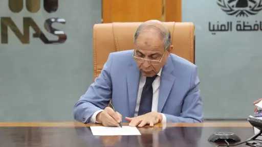 محافظ المنيا يعتمد تعريفة الركوب الجديدة للمواصلات العامة بعد تحريك أسعار الوقود