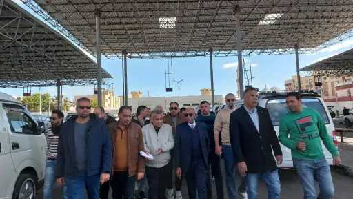 بناء على توجيهات محافظ بورسعيد.. السكرتير العام يتابع العمل بالميناء البري الجديد بعد تحريك أسعار البنزين والسولار