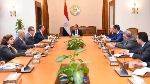 وزير الخارجية يوجه بتكثيف متابعة أوضاع المصريين بالخارج وتيسير الخدمات القنصلية