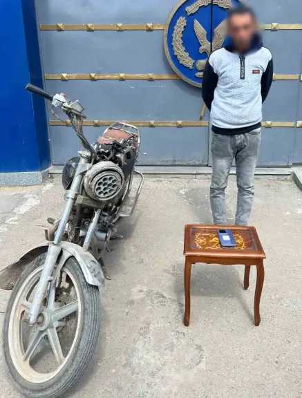 ضبط لص سرق هاتفًا أثناء صلاة التراويح بالإسماعيلية