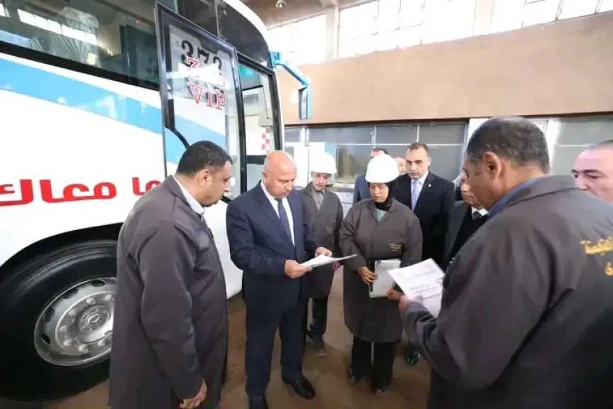 شاهد.. وزير النقل يتفقد المركز الفني للصيانة والإصلاح بطنطا التابع للشركة القابضة للنقل البحرى والبرى