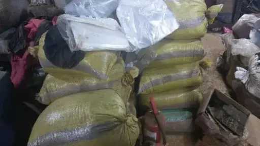 ضبط مصنع لإنتاج البن المغشوشة ومصادرة 10 أطنان بسلة مجففة بالقليوبية