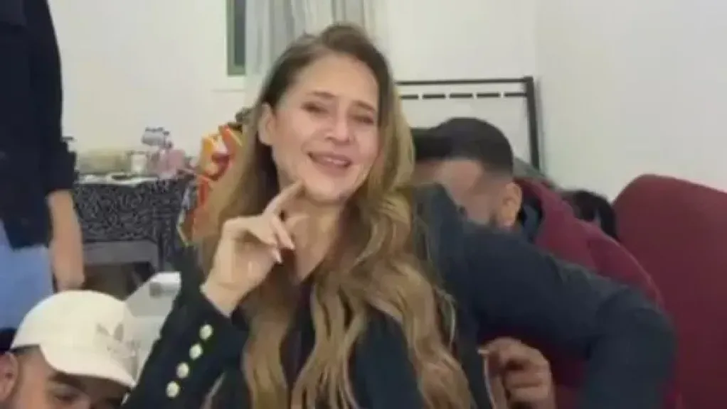 نيللي كريم