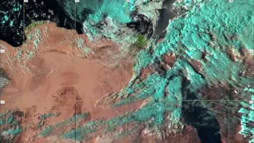 الأرصاد تحذر من تقلبات الجو.. تدهور الرؤية والابتعاد عن اللوحات الإعلانية