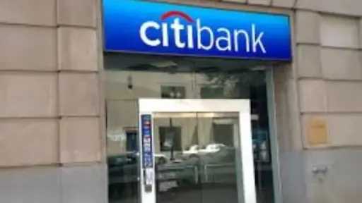 إيران: استهداف فروع ”سي تي بنك” الأمريكي في دبي والمنامة الليلة الماضية