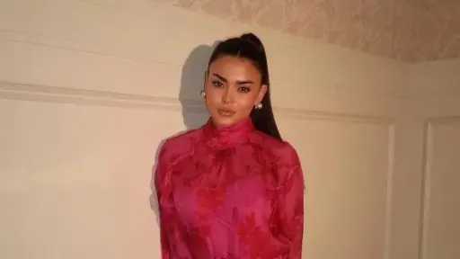 أسماء جلال تشيد بأداء ريهام عبد الغفور في مسلسل “حكاية نرجس”