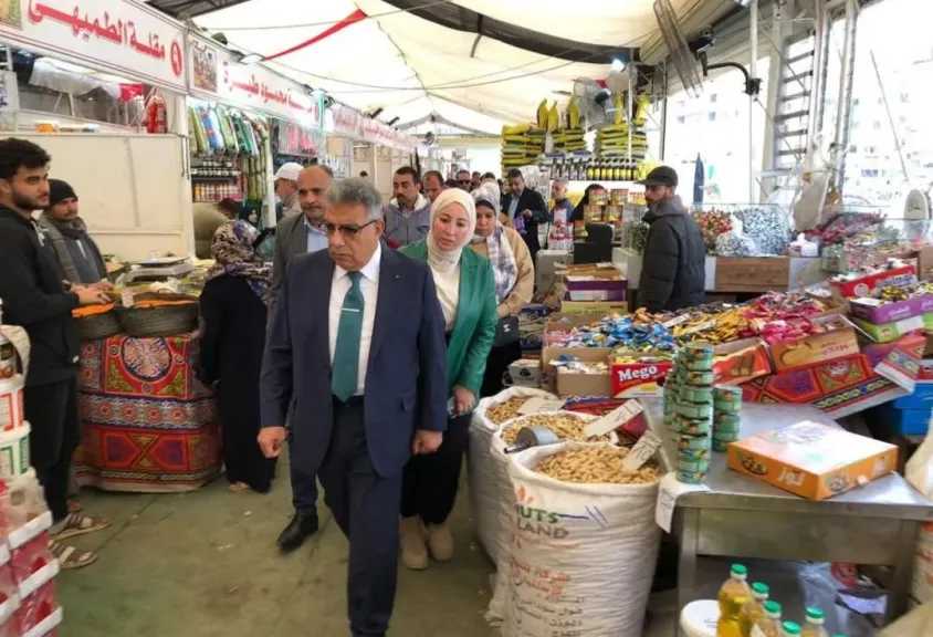 محافظ الدقهلية يتفقد معارض المحافظة للتأكد من توافر السلع بأسعار مناسبة