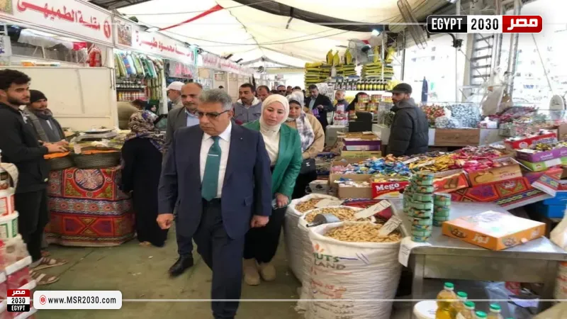 جانب من جولة المحافظ