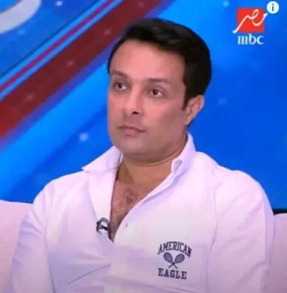 وائل عبد العزيز يسخر من أنباء حبسه 10 أشهر: «حد يحبس حد وهو نايم؟