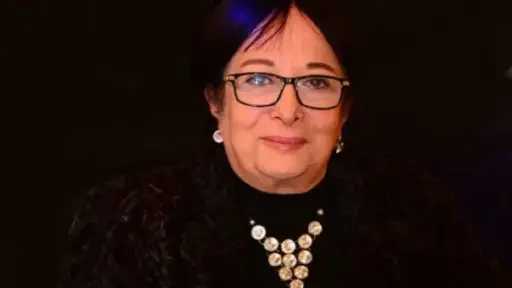 سميرة عبدالعزيز تكشف وصية زوجها الراحل: “لا تتركي الفن أبدًا”