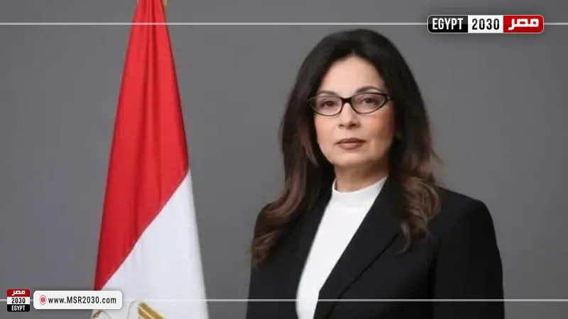 وزيرة الثقافة