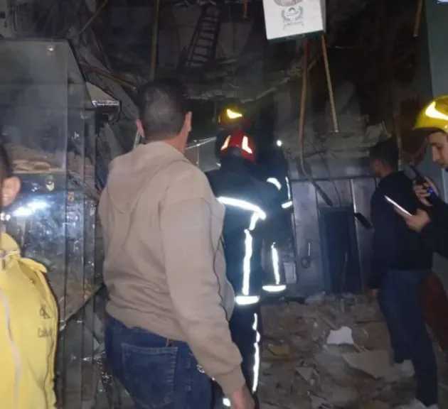 سقوط سقف مخبز داخل عقار من 6 طوابق بالعجمي في الإسكندرية يسفر عن حالتي وفاة ومصاب