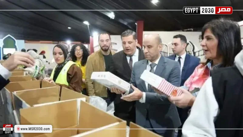 تعبئة كراتين المواد الغذائية