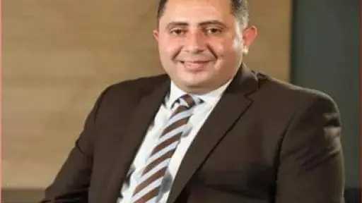 محافظ دمياط يتابع استعدادات مديرية التموين لاستقبال عيد الفطر ويؤكد تكثيف الرقابة على الأسواق والمخابز