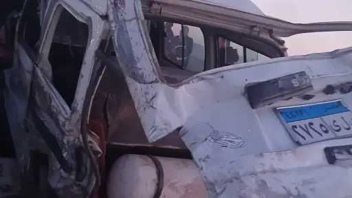 إصابة 8 أشخاص في تصادم ميكروباص وسيارة نقل بطريق طنطا–القاهرة الزراعي