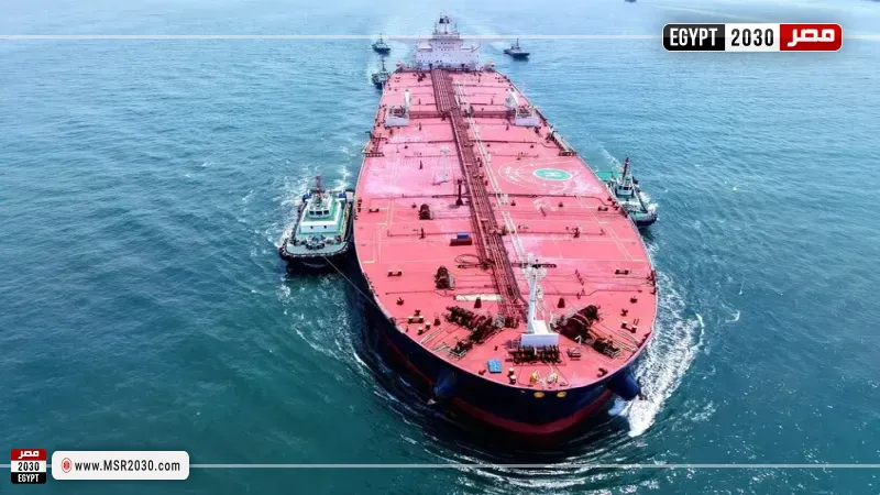 الإمارات تدرس الانضمام لتحالف دولي لتأمين مضيق هرمز