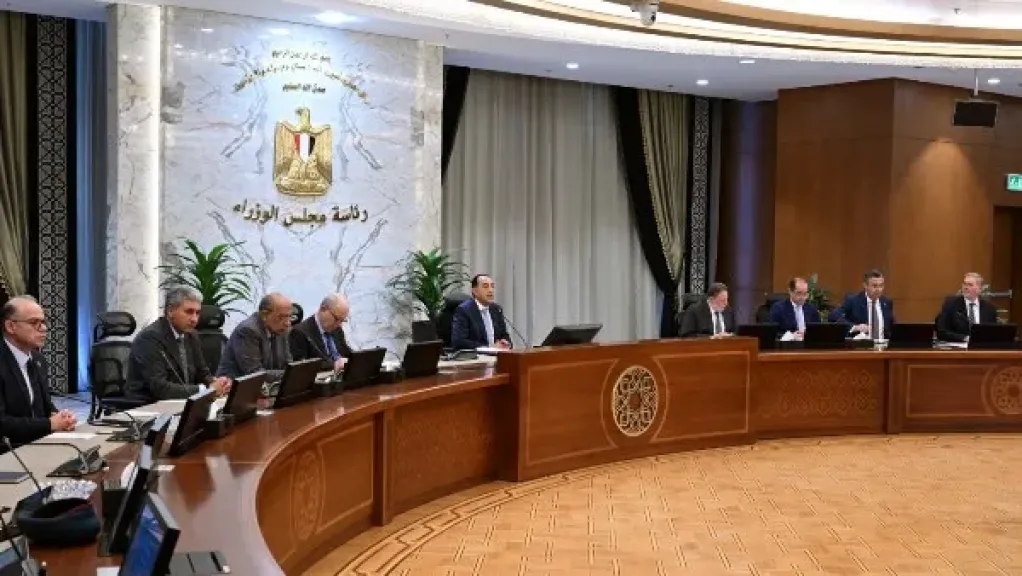مدبولي يترأس اجتماع إدارة الأزمات لمتابعة تداعيات التصعيد العسكري على الاقتصاد