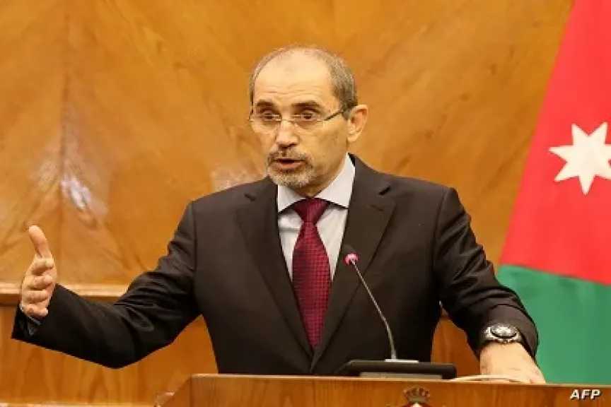 وزير الخارجية الأردني ونظيره الجزائري يبحثان تداعيات التصعيد الإقليمي ويؤكدان أهمية الحلول الدبلوماسية