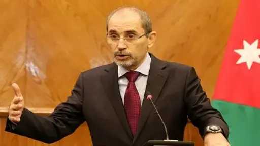 وزير الخارجية الأردني ونظيره الجزائري يبحثان تداعيات التصعيد الإقليمي ويؤكدان أهمية الحلول الدبلوماسية