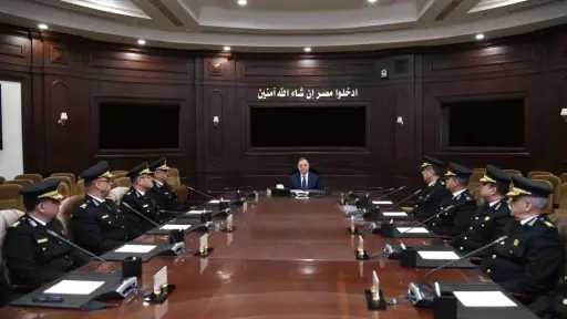 وزير الداخلية يترأس اجتماعاً لقيادات الأمن لمتابعة خطط تأمين احتفالات المواطنين بعيد الفطر