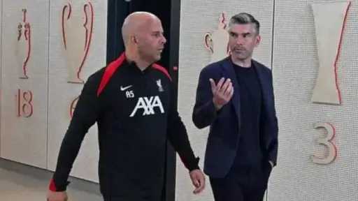 مفاجأة بشأن مستقبل المدير الرياضي لـ ليفربول.. هل يرتبط بالهلال السعودي؟