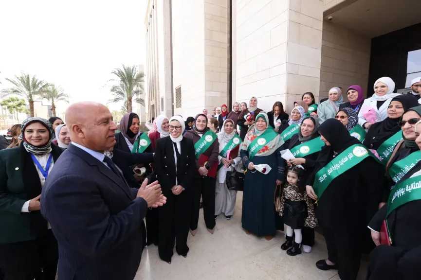 الفريق كامل الوزير يكرم الأمهات المثاليات في وزارة النقل لعام 2026 ”صور”
