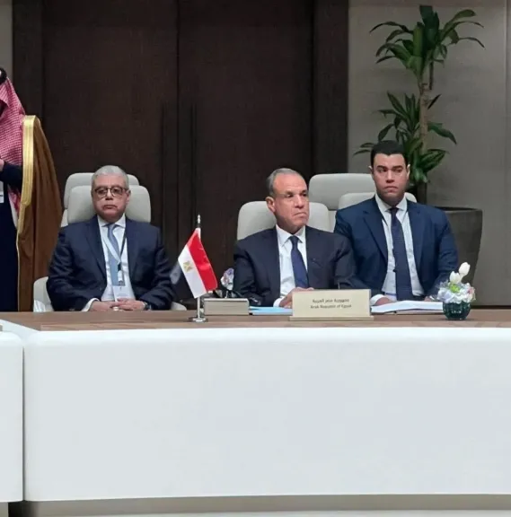 وزير الخارجية