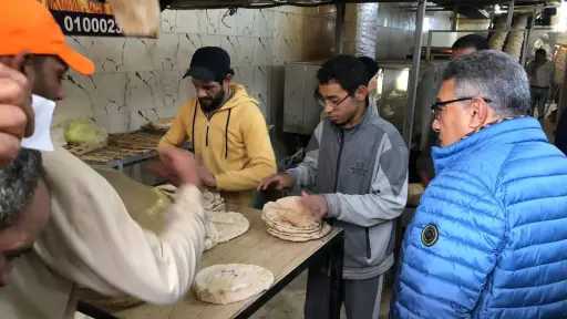 محافظ الدقهلية يتفقد مخبز المحافظة لمتابعة جودة الخبز والالتزام بالأوزان