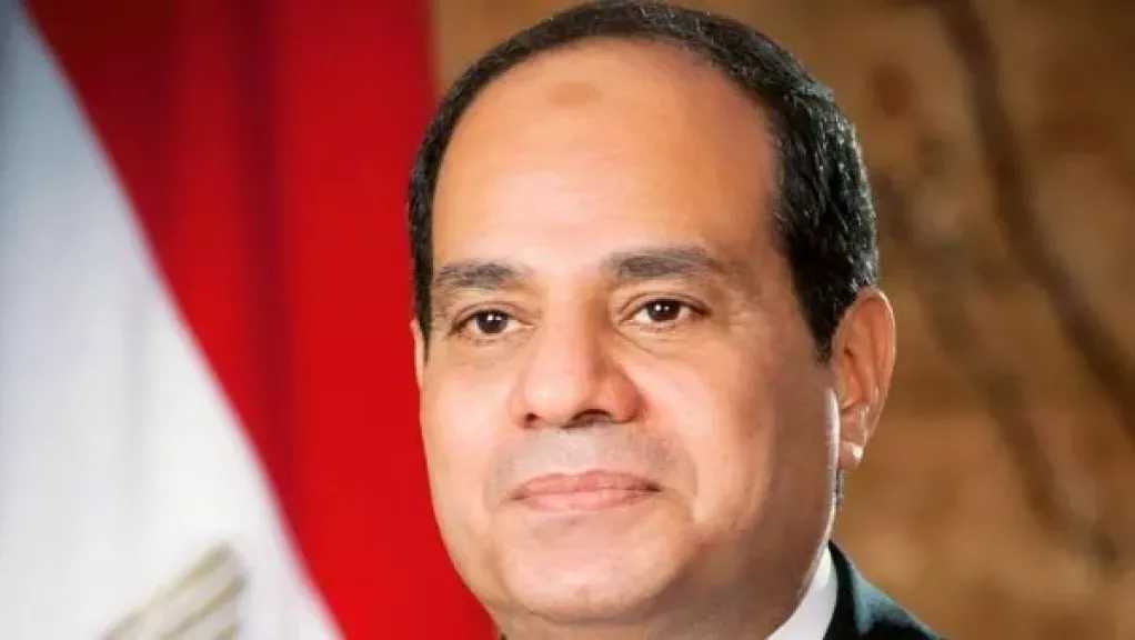 بعد رسائل حاسمة من أبوظبي والدوحة.. الرئيس السيسي يعود إلى أرض الوطن