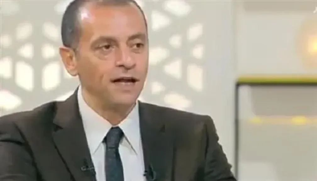 محافظ أسوان