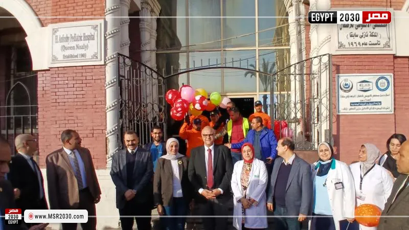 محافظ الإسكندرية يزور مستشفى الأطفال 