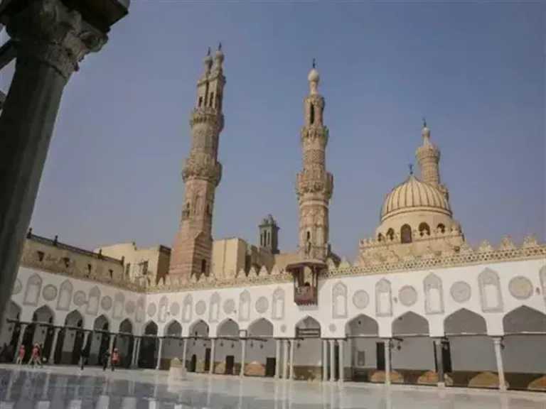 في أول أيامه.. الجامع الأزهر ينظم احتفالية كبرى احتفاء بـ عيد الفطر المبارك