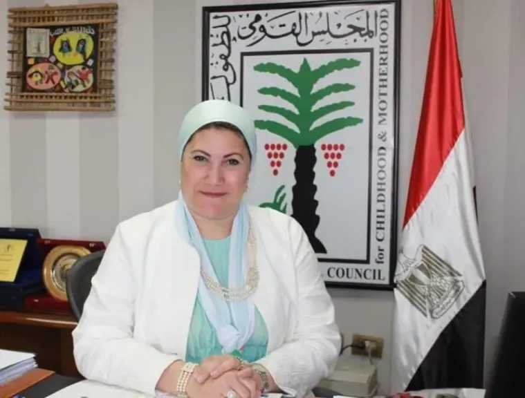 رئيسة القومي للطفولة والأمومة تتابع عمل خط نجدة الطفل خلال عيد الفطر واستقبال أكثر من ألف اتصال