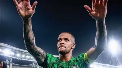 قائد نيجيريا: اعتقدت أن خبر سحب أمم إفريقيا... قائد نيجيريا: اعتقدت أن خبر سحب أمم إفريقيا من السنغال مزحة