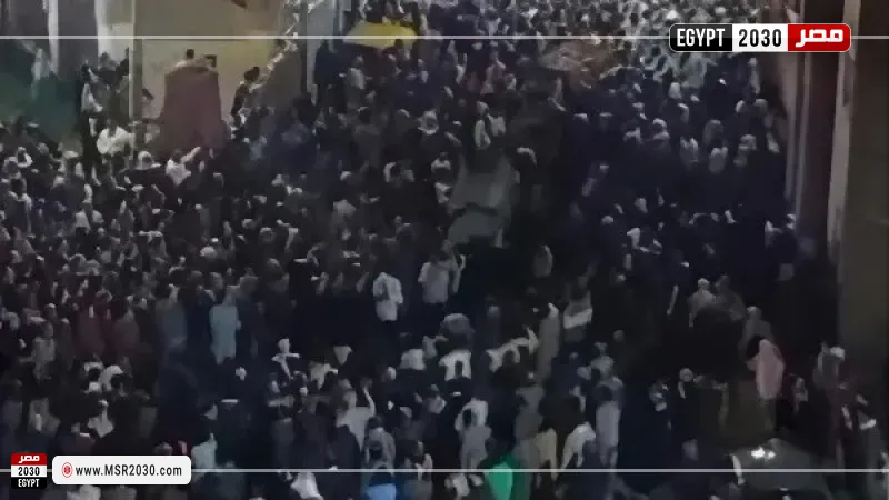 جنازة الأسرة المتوفية 