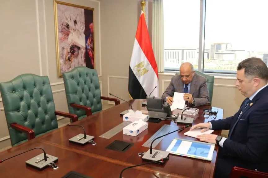 وزير الكهرباء يجتمع برئيس هيئة المحطات النووية للوقوف على مستجدات تنفيذ مشروع محطة الضبعة النووية