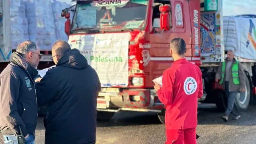 الهلال الأحمر يستقبل دفعة جديدة من الجرحى والمصابين الفلسطينيين