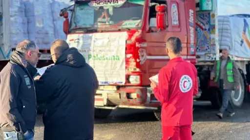 الهلال الأحمر يستقبل دفعة جديدة من الجرحى والمصابين الفلسطينيين