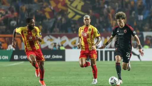 خروج مكلف.. الأهلي يخسر الملايين بعد وداع دوري... خروج مكلف.. الأهلي يخسر الملايين بعد وداع دوري أبطال إفريقيا