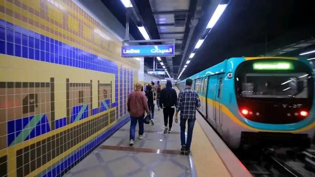 مواعيد تشغيل الخطوط الثلاتة لمترو الأنفاق والقطار الكهربائي الخفيف LRT